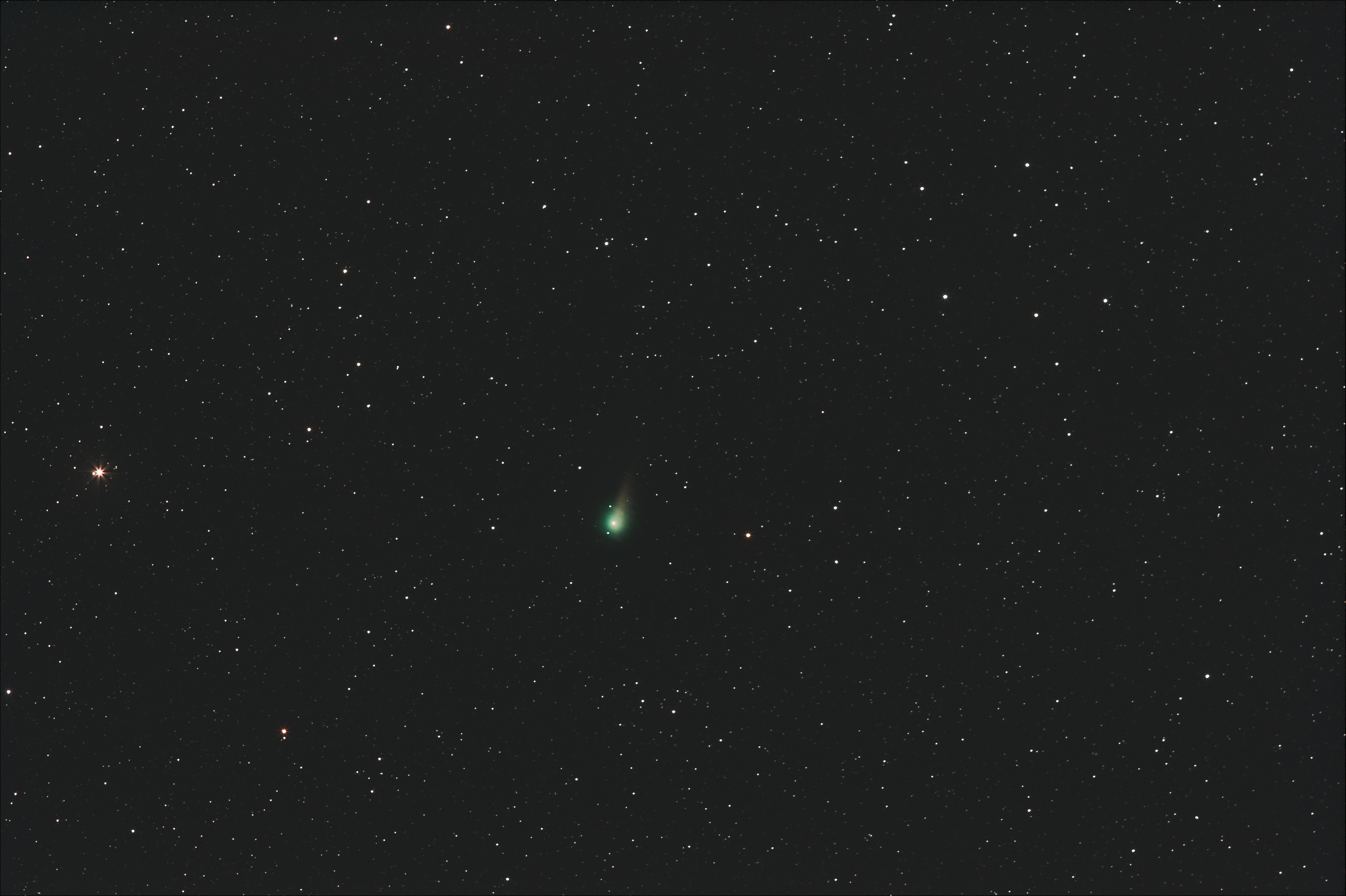 komet-johnson-c2015v222-5-170000mesz3