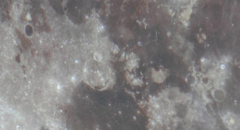 Spix‘ Blick zum Mond: Helm und Pfeilspitze am Ostervollmond