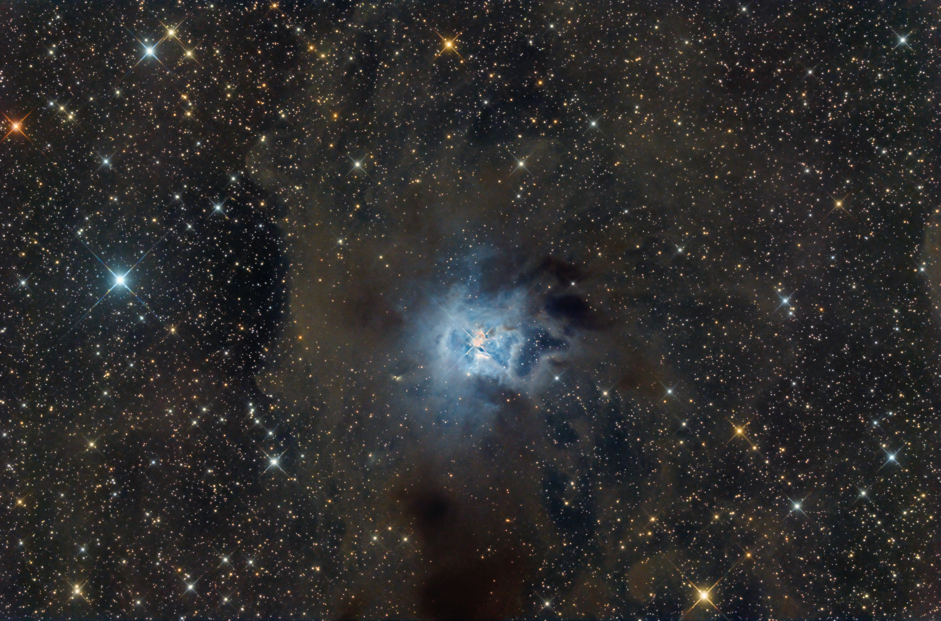 33 NGC 7023 N gesamt Q12